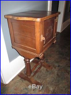 Vintage 1920 S30 S Humidor Copper Lined Smoking End Table Cigar