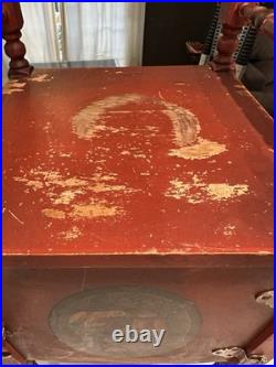 1900's Antique H. T. Cushman Bennington Vermont Smoking Table Humidor Parrots