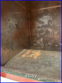 1900's Antique H. T. Cushman Bennington Vermont Smoking Table Humidor Parrots