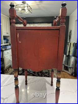 1900's Antique H. T. Cushman Bennington Vermont Smoking Table Humidor Parrots