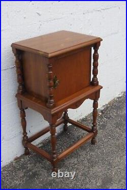 1900s Cigar Humidor Copper Lined Nightstand Side End Table 3959