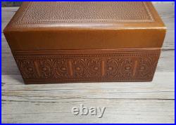 1945 John Middleton Deluxe Tobacco Blending Chest Vintage Glass Jars Booklets