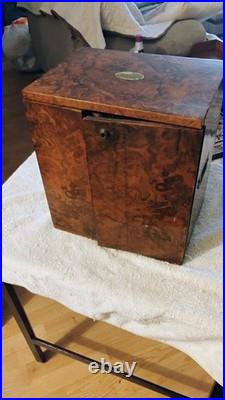 19TH C BURL WALNUT HUMIDOR BOXA 19th Century Burr Walnut Humidor