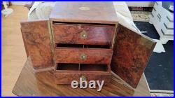 19TH C BURL WALNUT HUMIDOR BOXA 19th Century Burr Walnut Humidor