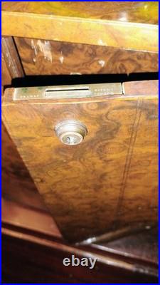 19TH C BURL WALNUT HUMIDOR BOXA 19th Century Burr Walnut Humidor