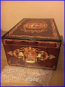 5 VEGAS Classic Spanish Cedar Cigar Humidor Wooden Case