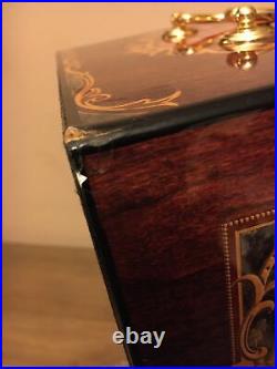 5 VEGAS Classic Spanish Cedar Cigar Humidor Wooden Case