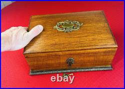 ANTIQUE CN SWIFT NEW YORK MAHOGANY SMOKING CIGAR HUMIDOR CASE With Key Complete