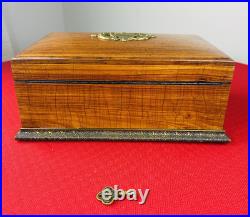 ANTIQUE CN SWIFT NEW YORK MAHOGANY SMOKING CIGAR HUMIDOR CASE With Key Complete