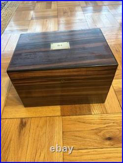 ANTIQUE ROSEWOOD CIGAR HUMIDOE 12 1/2 L x 9 W x 8 H. MONOGRAM SI