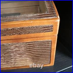 Adorini Vega Deluxe glass top humidor