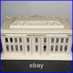 American Heritage Collection Humidor White House Architectural Model Read