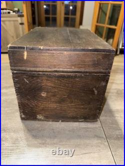 Antique 1908 Sargent Oak Wood Cigar Humidor Chest Box Bridgeport Conn