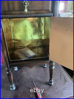 Antique Cushman Cabinet Humidor Bennington, Vermont Brass Lined Original Finish