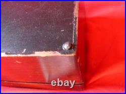 Antique Lockable Zinc Lined CIGAR HUMIDOR By Trademark C. N. Swift New York