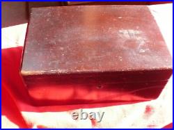Antique Lockable Zinc Lined CIGAR HUMIDOR By Trademark C. N. Swift New York
