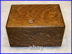 Antique Quarter Sawn Tiger Oak Copper Lined Rabbet Joints Cigar Box Humidor