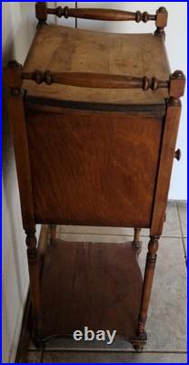 Antique Solid Wood Humidor Fully Copper Lined VGC GREAT ANTIQUE PIECE Antique Solid Wood Humidor Fully Copper Lined VGC GREAT ANTIQUE PIECE