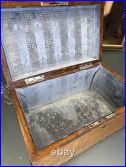 Antique Tiger Oak Cigar Humidor Arts & Crafts Era c. 1895-1915