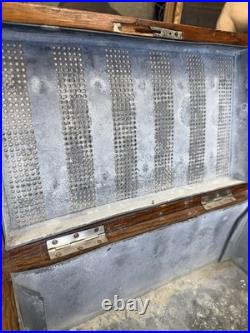 Antique Tiger Oak Cigar Humidor Arts & Crafts Era c. 1895-1915