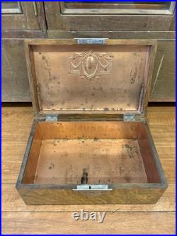 Antique Tobacco Cigar Humidor Box Quarter Sawn Tiger Oak Wood Copper Lined 1900s