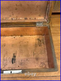Antique Tobacco Cigar Humidor Box Quarter Sawn Tiger Oak Wood Copper Lined 1900s