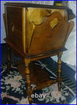 Antique smoking Stan side table Cigar humidor