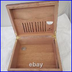 Ashton Savoy Executive Humidor with Big Ring Gauge Double Guillotine Cigar Cutter