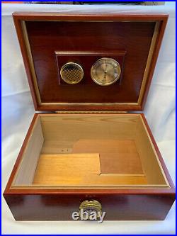 Baltimore City Police Department Personalized Humidor with Accessories Hygrometer