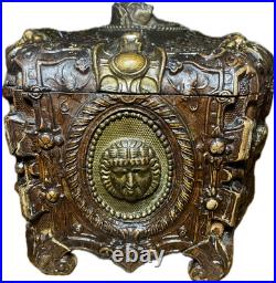 Beautiful Vintage Wooden Ornate Humidor