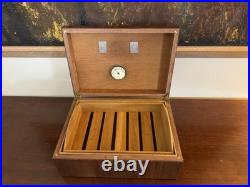 Beautiful Wood Cigar Humidor Box Very Nice