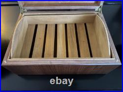 Beautiful Wood Cigar Humidor Box Very Nice