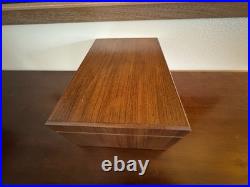 Beautiful Wood Cigar Humidor Box Very Nice