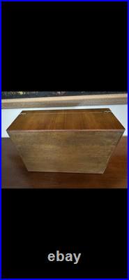 Beautiful Wood Cigar Humidor Box Very Nice