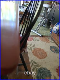 Bolivar Cigar Leather HUMIDOR Measures 8 7/8 H x 5 1/2 Diameter Bolivar Cigar Leather HUMIDOR Measures 8 7/8 H x 5 1/2 Diameter