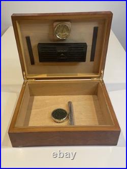 Burlwood Humidor Credo Precision 7 Humidifier Analog Hygrometer Spanish Cedar