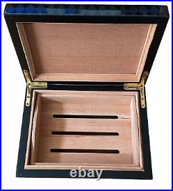 CAO Cigar Table Top Black Humidor Box USED FREE SHIPPING