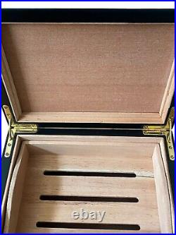 CAO Cigar Table Top Black Humidor Box USED FREE SHIPPING