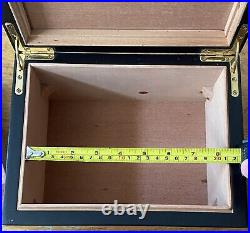 CAO Cigar Table Top Black Humidor Box USED FREE SHIPPING