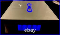 CAO Vision Cigar Box Humidor Blue LED Lighting White Piano Gloss Finish MINT CAO Vision Cigar Box Humidor Blue LED Lighting White Piano Gloss Finish MINT