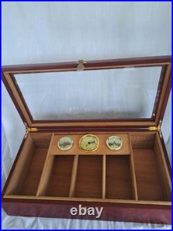 CIGAR HUMIDOR COUNTER DISPLAY/ BARTOP DISPLAY Cherry Finish Unbranded 100+ CIGAR HUMIDOR COUNTER DISPLAY/ BARTOP DISPLAY Cherry Finish Unbranded 100+