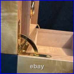 CUERVO Y SOBRINOS Rare Luxury Bird's Eye Maple Wood Humidor Box