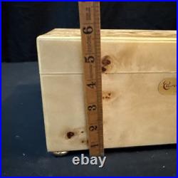CUERVO Y SOBRINOS Rare Luxury Bird's Eye Maple Wood Humidor Box