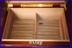 Cedar Wood Veneer Cigar Humidor Humidifier Hydrometer High Gloss Inlay and Keys Cedar Wood Veneer Cigar Humidor Humidifier Hydrometer High Gloss Inlay and Keys
