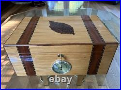 Cigar humidor