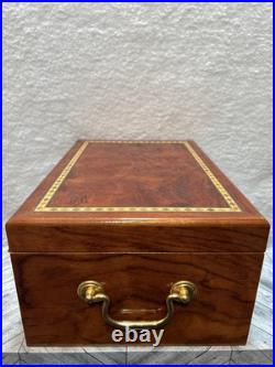 Classic IDC Supreme Humidor With2 Keys 13.5 X 9.5 X 6 for that special aficionado