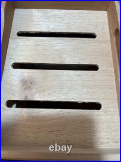 Classic IDC Supreme Humidor With2 Keys 13.5 X 9.5 X 6 for that special aficionado