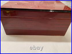 Conoscere Wood Humidor With Spanish Cedar Lining