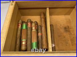 Conoscere Wood Humidor With Spanish Cedar Lining