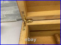 Conoscere Wood Humidor With Spanish Cedar Lining